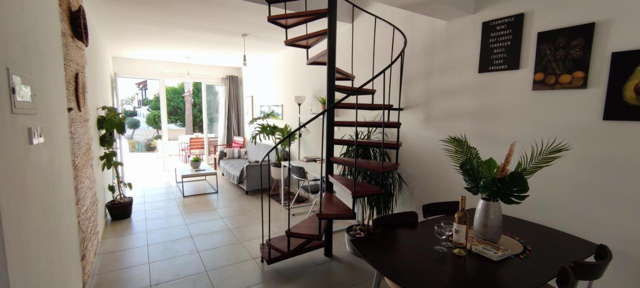 Mediterranean Seaside Authentic Beach House Polis Dış mekan fotoğraf